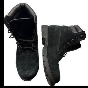 Timberland BLACK SUEDE ANKLE Boots 400 Gram Primaloft A2759 WOMENS 8 USA mens 6